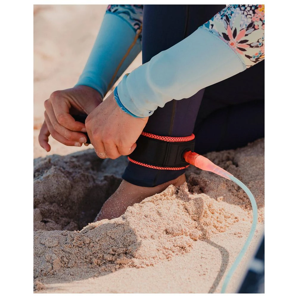 Leash Surf Creatures Pro 6" Fluro Blue Speckle Fluro Red Black 8 Leash Surf Creatures Pro 6" Fluro Blue Speckle Fluro Red Black – Image 6